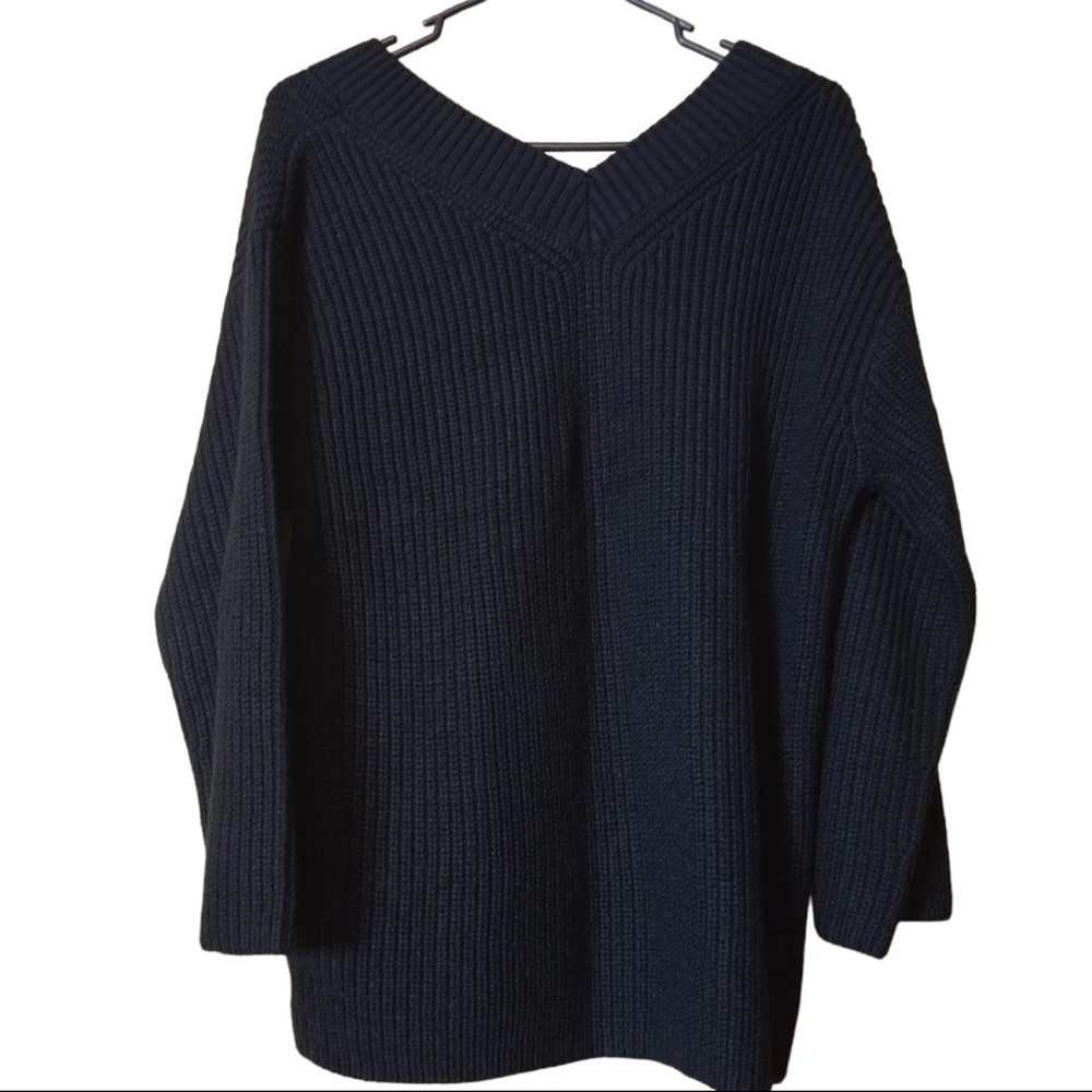 H&M Women's Dark V-Neck Sweater
